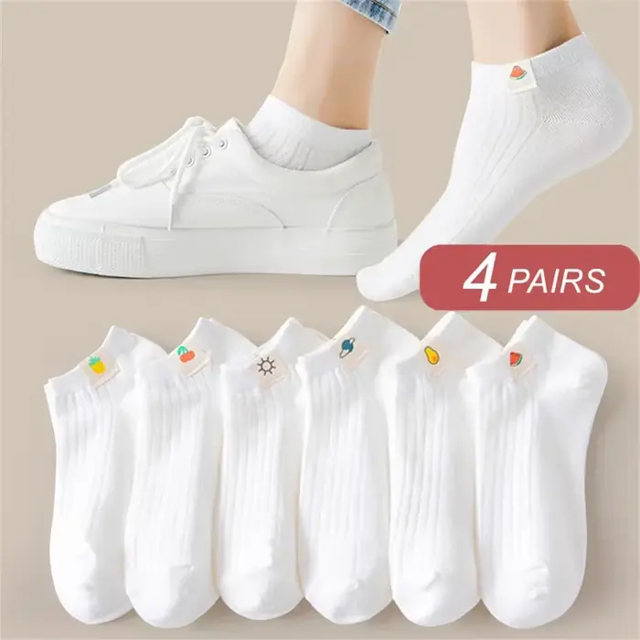 4 paires de chaussettes courtes en coton avec étiquette en tissu de fruits de dessin animé, basses à la cheville pour femmes, chaussettes invisibles d'été blanches pour filles, bateau absorbant la sue