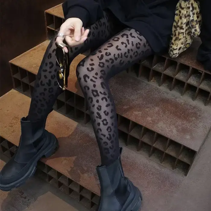 Europe et amérique imprimé léopard noir femmes collants en soie été mince transparent