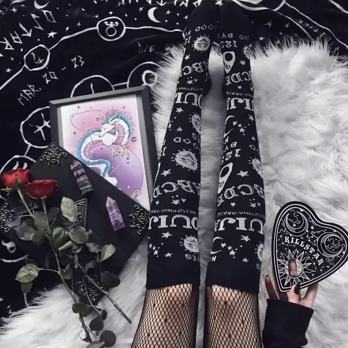 Chaussettes japonaises douces pour femmes et filles, Harajuku Goth Sweet Lolita Jk Punk Rocker Style, chaussettes respirantes, bas hauts aux genoux