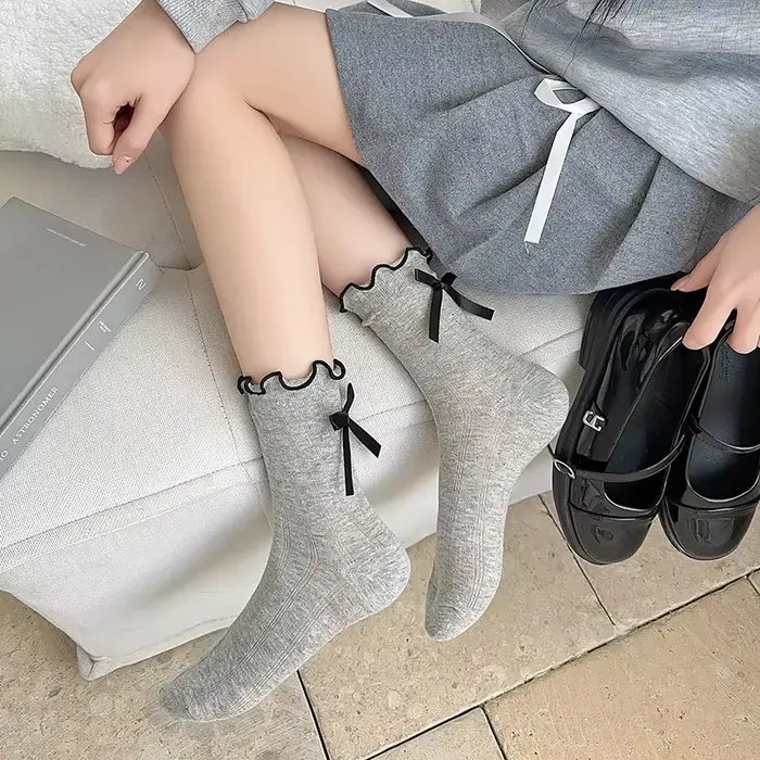 Chaussettes à volants pour femmes avec nœud mignon