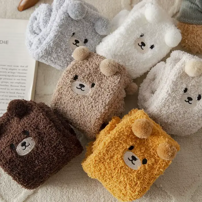 Femmes hiver chaud moelleux chaussettes maison sol sommeil Kawaii 3D ours mignon Animal épais polaire floue chaussette mode japonaise Style coréen