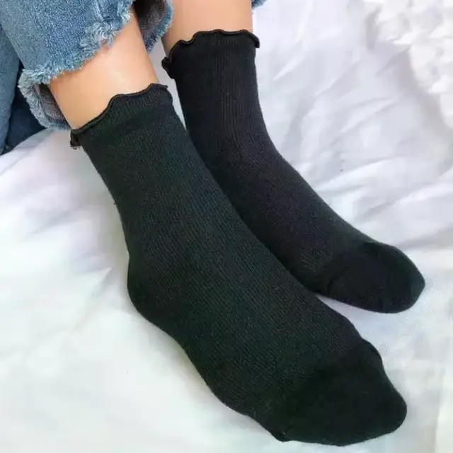 Chaussettes à volants femmes blanc noir froufrous Style Lolita jeune fille japonaise mignon Kawaii c