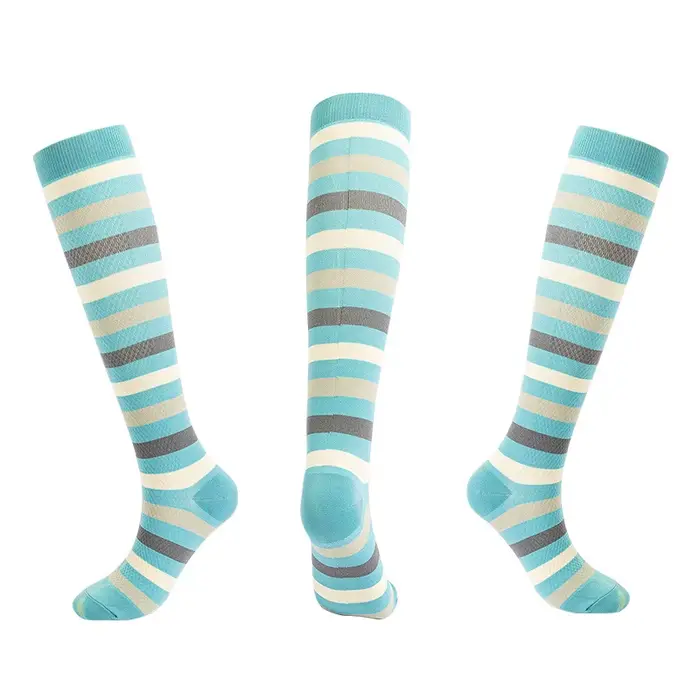Chaussettes de Compression pour femmes et hommes, idéales pour la course à pied et les voyages