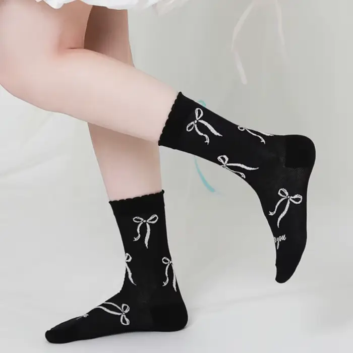 Chaussettes mi-tube respirantes pour femmes