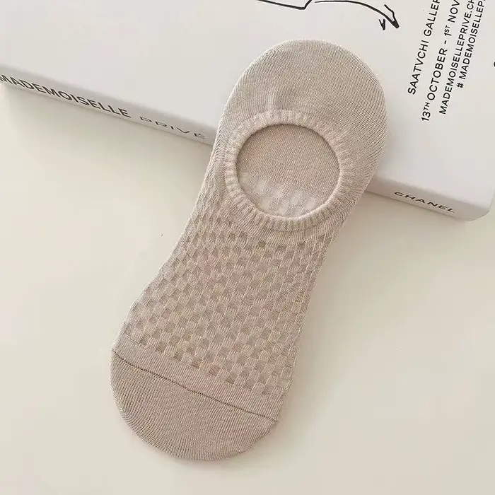 Chaussettes perforées respirantes pour femmes, absorbant la transpiration, anti-alde, anti-favorable