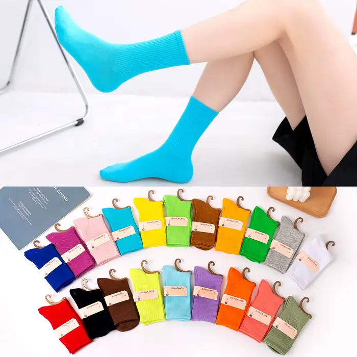 Chaussettes en coton coloré pour femmes