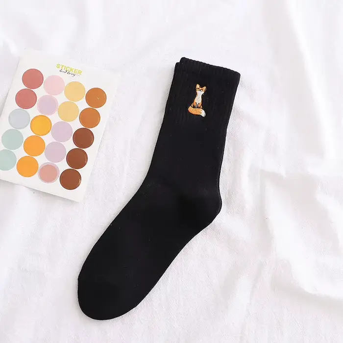 2025 automne hiver femmes chaussettes dessin animé Animal renard broderie mignon chaussette pour fem