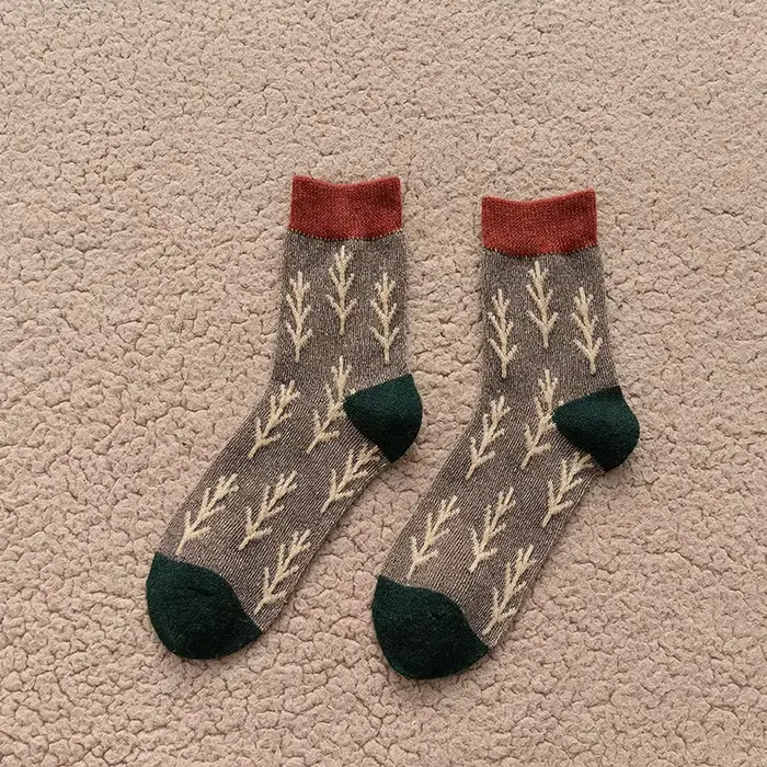 Chaussettes en laine rétro de style coréen pour femmes, jeune arbre de Noël, Kawaii et drôle, cadeau