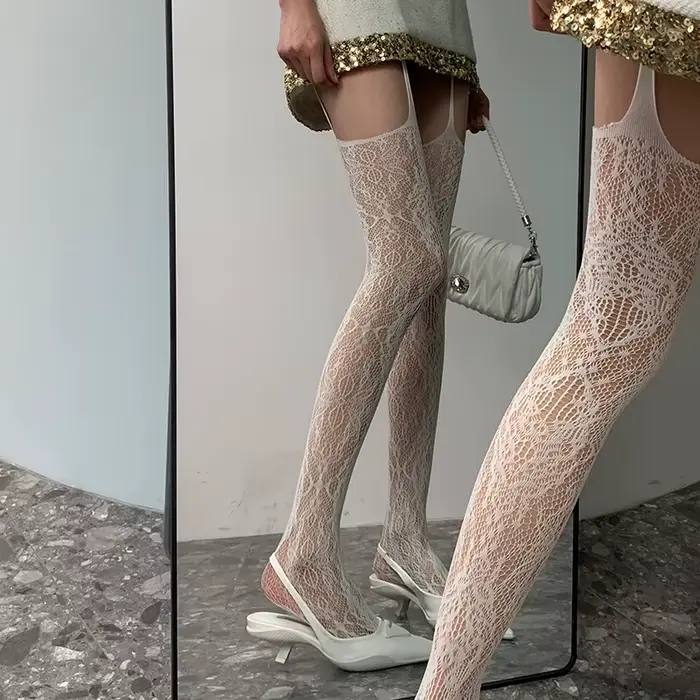 Chaussettes à bretelles en résille en dentelle ajourée pour femmes, bas Sexy en maille de Nylon minc