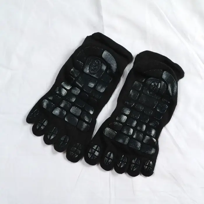 Chaussettes chaudes épaisses à cinq doigts, antidérapantes, avec grip, pour homme, design bas du mol